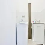 Guesthost - Maison La Fontana Апартаменты Неаполь